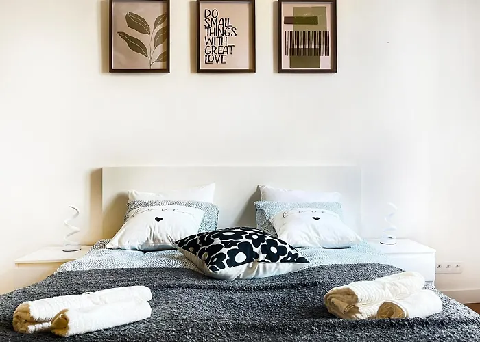 Beautiful Apartment For 8 People In Cracow\'S Heart